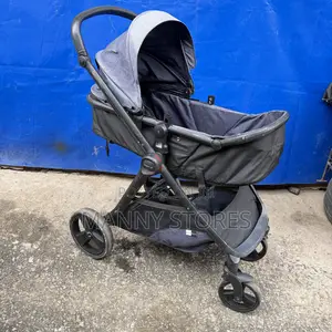 Lightweight Foldable Baby Bassinet/Stroller