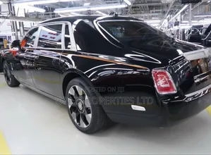 New Rolls-Royce Phantom 2026 Black
