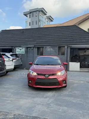 Toyota Corolla 2014 Red