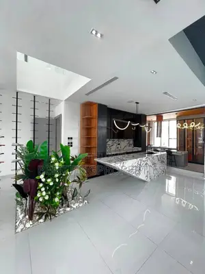 5bdrm Duplex in Osapa london for sale