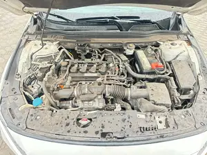 Honda Accord 2018 White