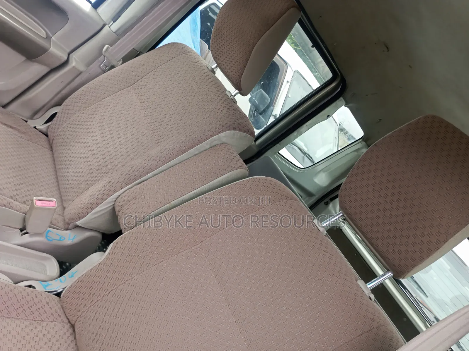 Suzuki APV Minibus 2005 White