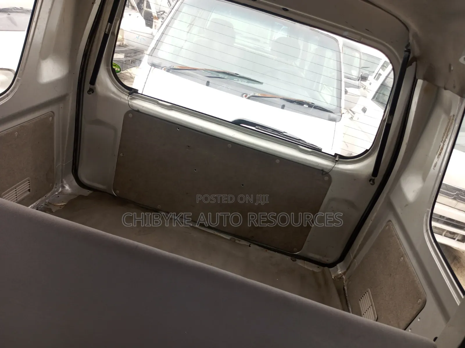 Suzuki APV Minibus 2005 White