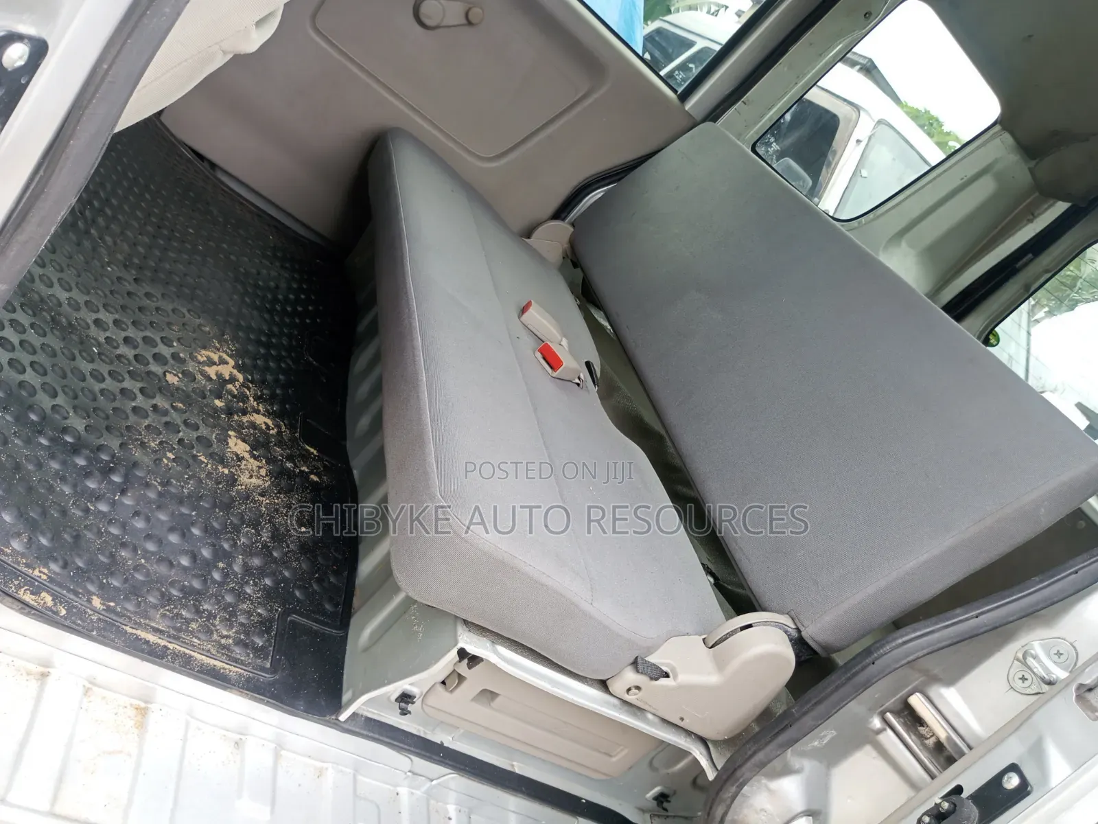 Suzuki APV Minibus 2005 White