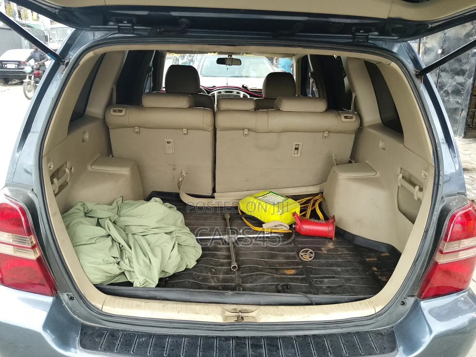 Toyota Highlander 2002 Blue