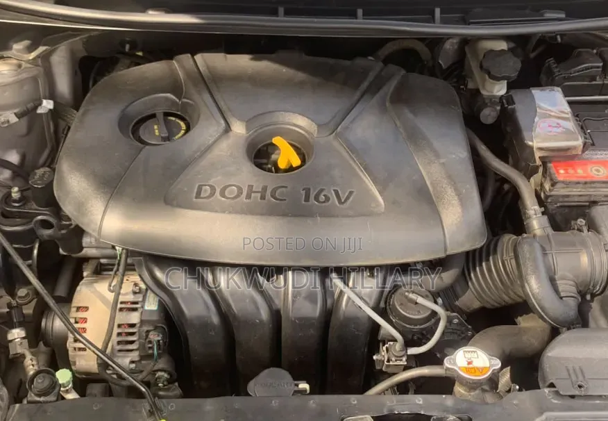 Hyundai Elantra 2015 Gold
