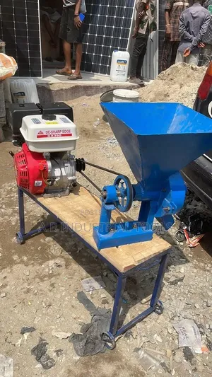 Mobile Commercial Grinding Mill Powered