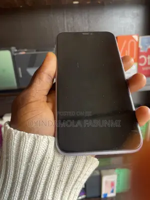 Apple iPhone 11 64 GB Purple