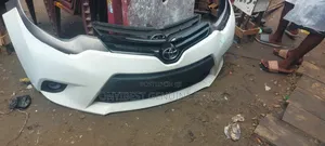 Complete Front Bumper Corolla 2015 Le