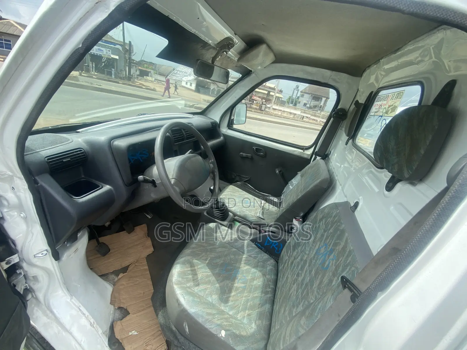 Suzuki Carry Mini Pick Up(belt Engine)