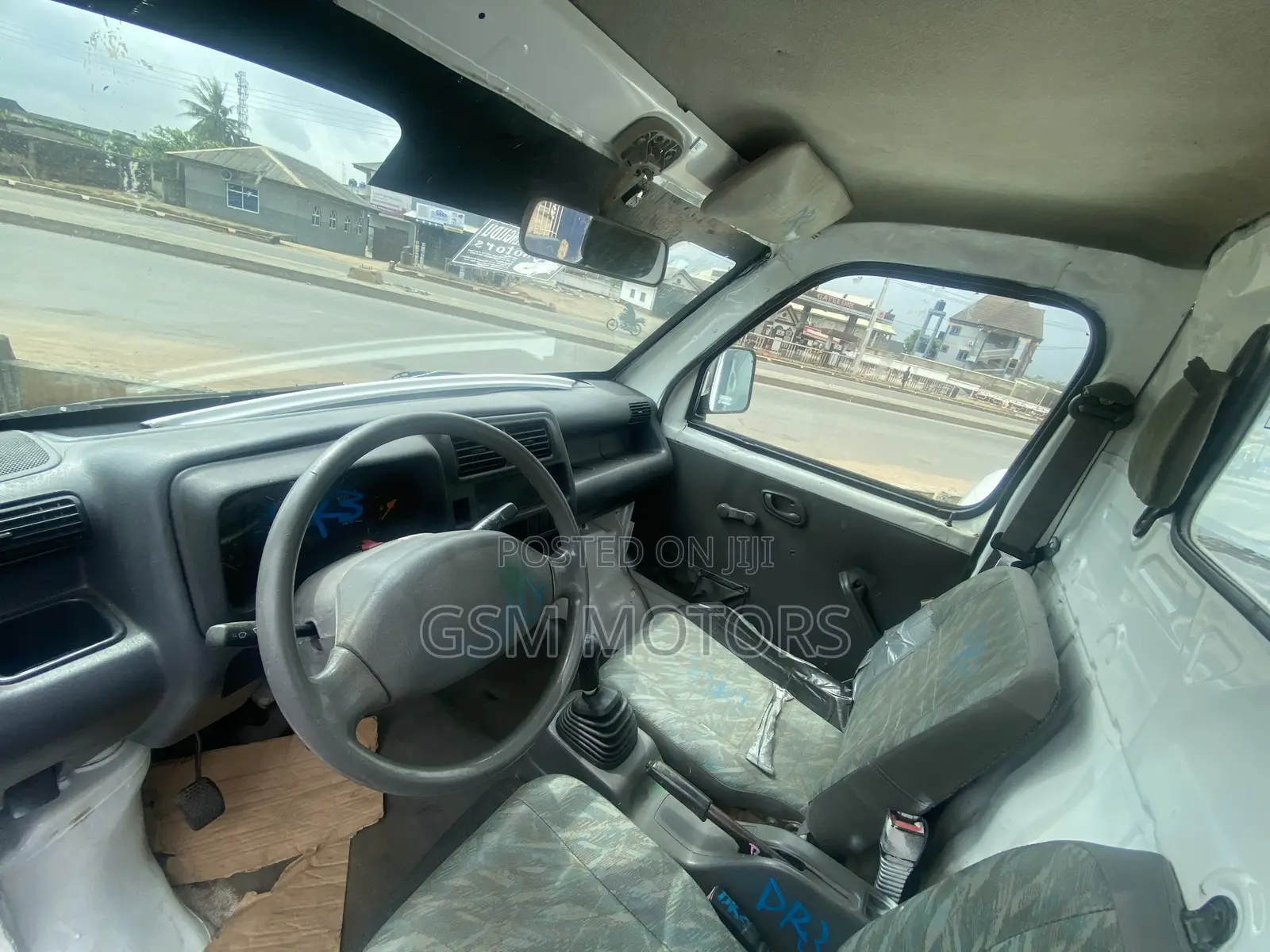 Suzuki Carry Mini Pick Up(belt Engine)