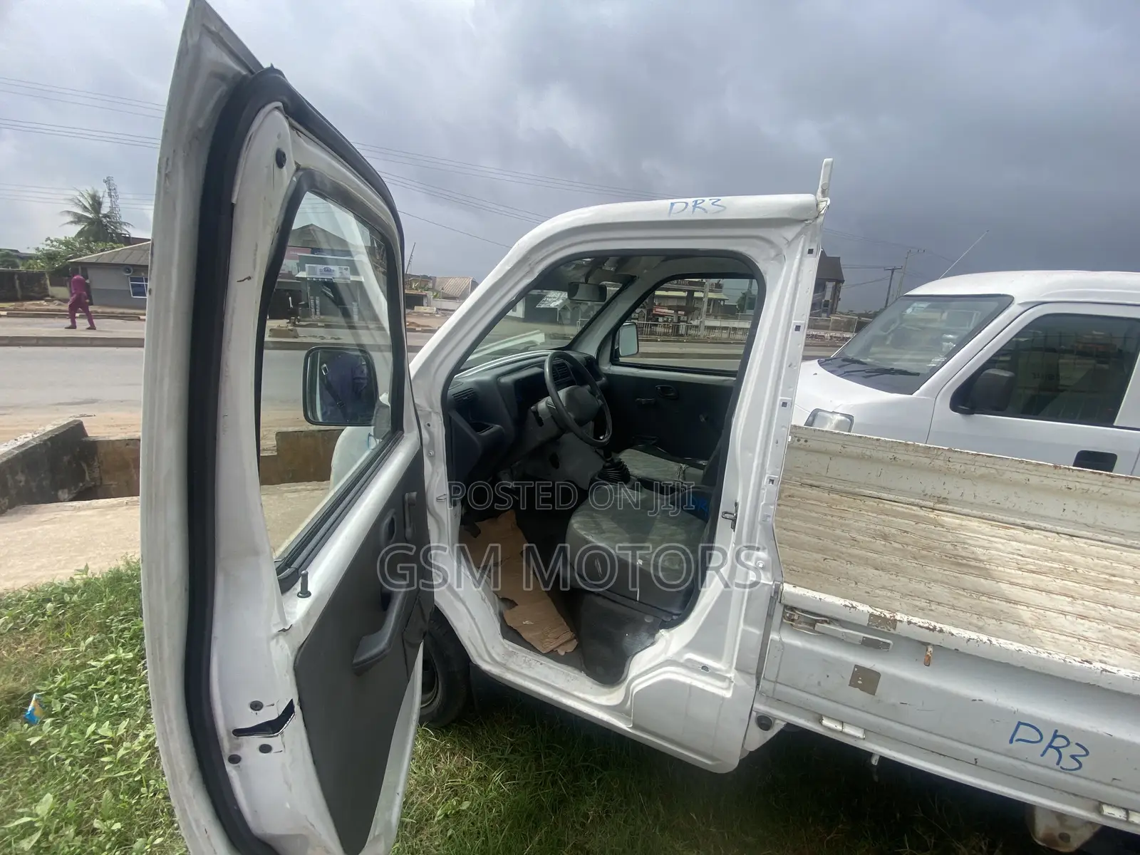 Suzuki Carry Mini Pick Up(belt Engine)