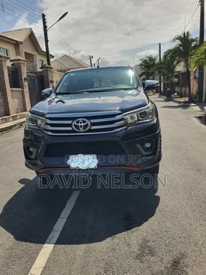 Toyota Hilux 2020 Black