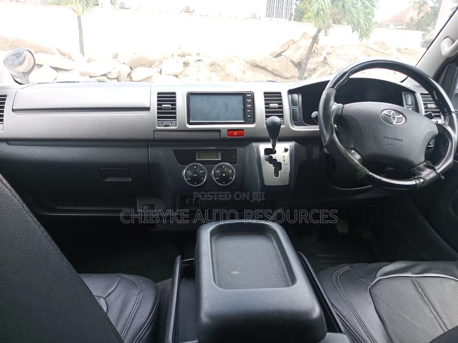 Toyota HiAce 2011 Grey