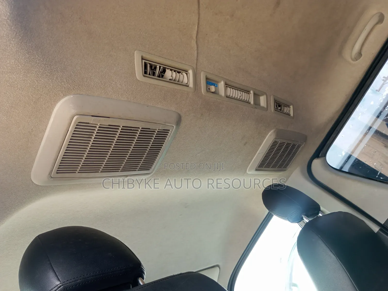 Toyota HiAce 2011 Grey