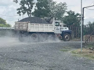 30 Tons 3/4 Granite Chippings - Clean Strong - Direct Quarry Price