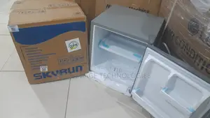 Skyrun BCD-50HW Refrigerator | Convenient Cooling for Personal Use