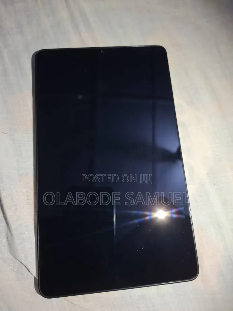 New Samsung Galaxy A9 64 GB Silver