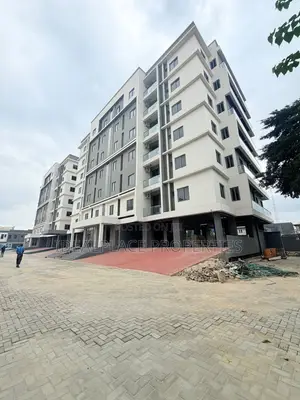 3bdrm Apartment in Ikeja GRA for rent