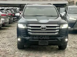 Toyota Land Cruiser 2022 Black