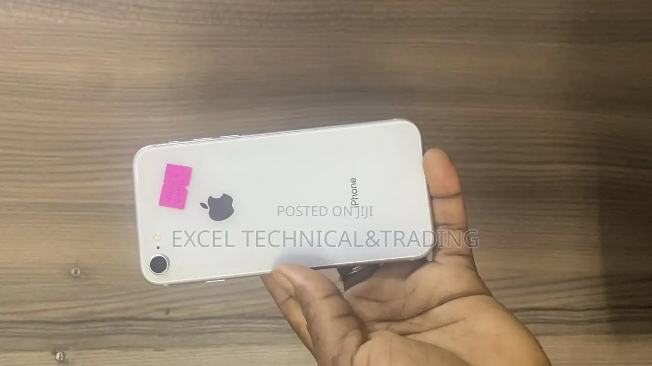 Apple iPhone 8 64 GB White