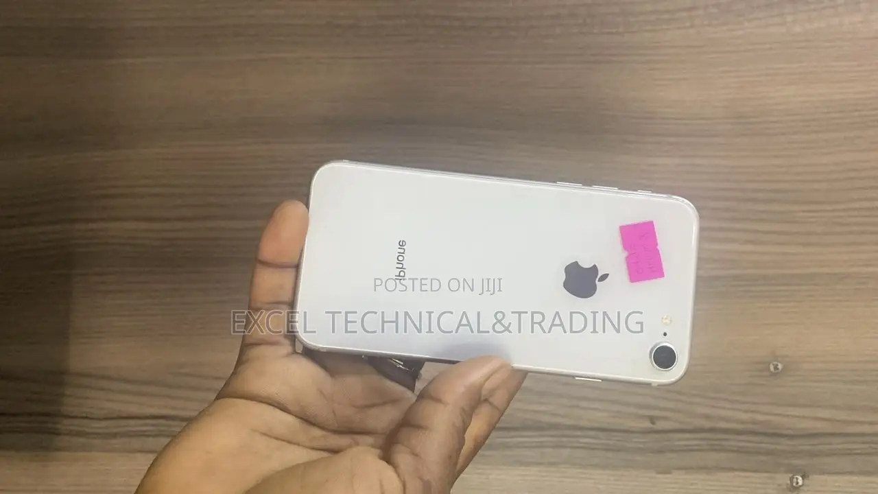 Apple iPhone 8 64 GB White