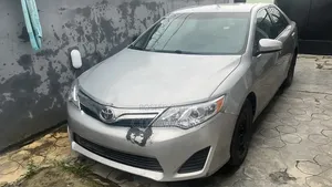 Toyota Camry 2012 Silver