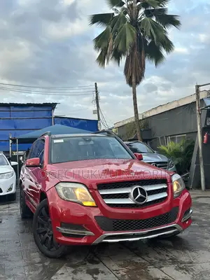 Mercedes-Benz GLK-Class 350 4MATIC 2010 Red
