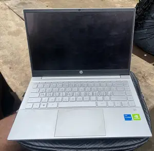 Laptop HP Pavilion 14 32GB Intel Core i5 SSHD (Hybrid) 500GB