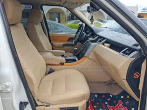 Land Rover Range Rover Sport 2012 White
