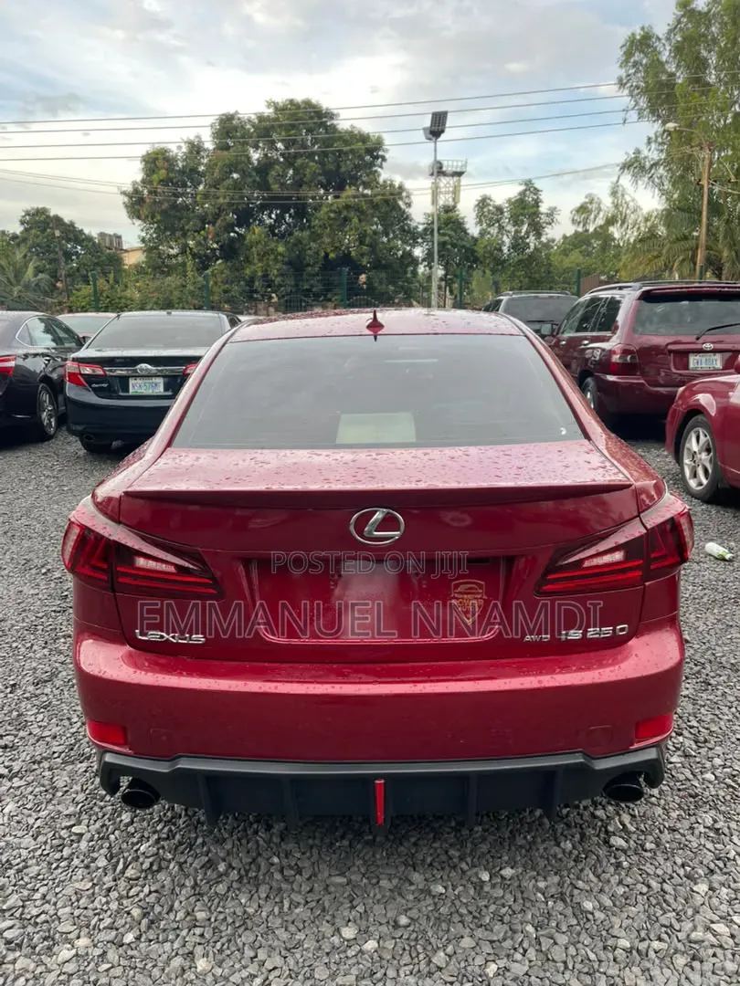 Lexus IS 250 2010 Red