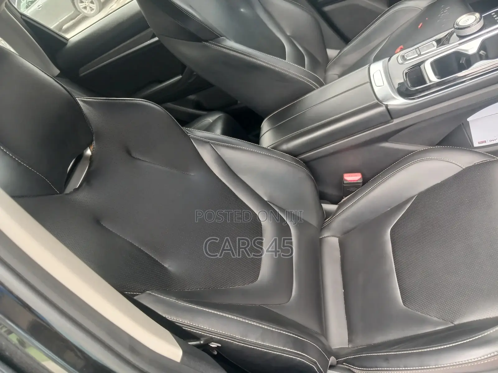 JAC JS3 2023 Black