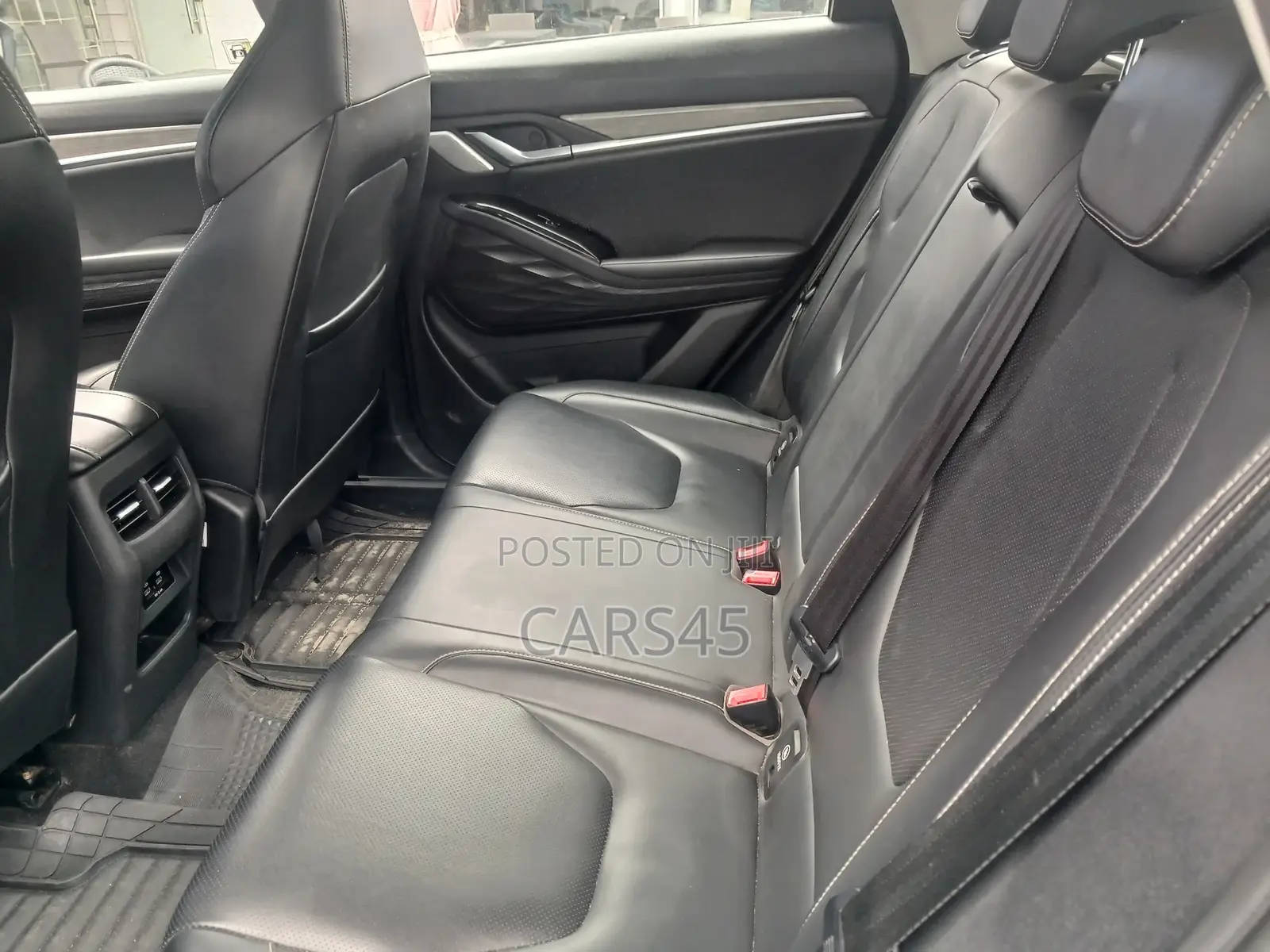 JAC JS3 2023 Black