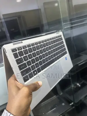 Laptop HP EliteBook 1040 G8 16GB Intel Core i7 SSD 512GB