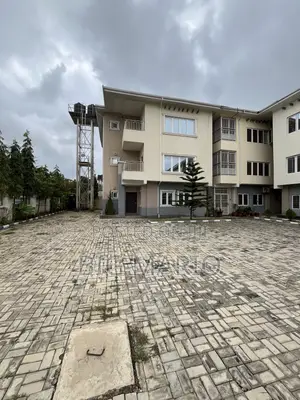 4bdrm Duplex in Guzape for sale