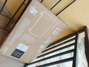 LG 32-Inch LED Smart TV – Perfect for Home Office