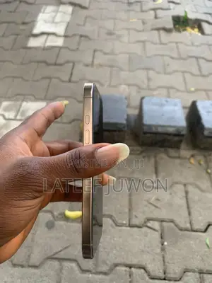Apple iPhone 16 Pro 256 GB Rose Gold