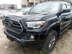 Toyota Tacoma 2018 Black