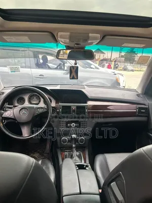 Mercedes-Benz GLK-Class 2011 Gray