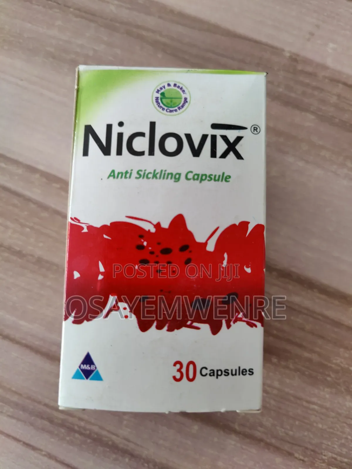 Niclovix Capsules