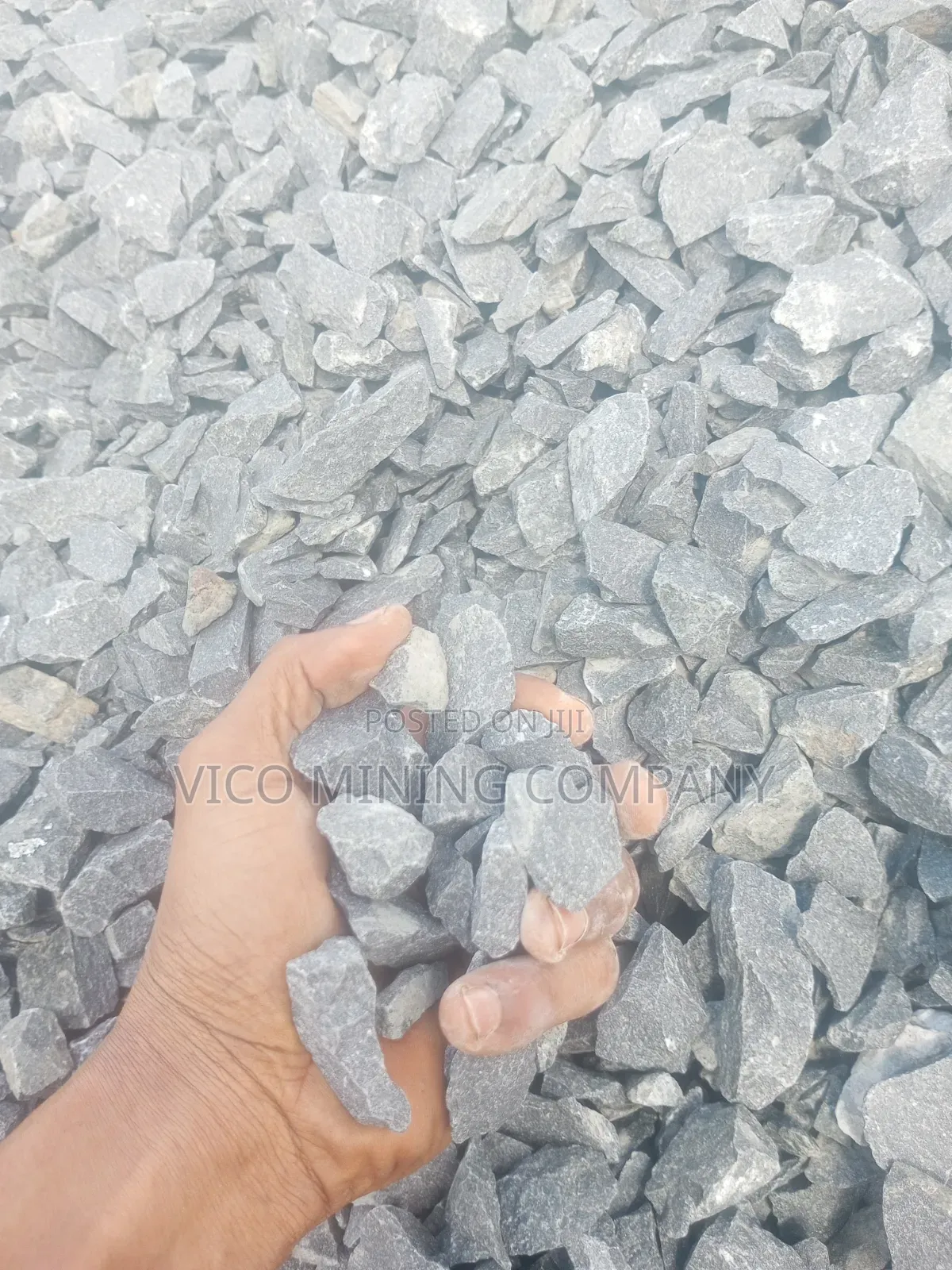 1/2 Granite Chippings for Decking Blinding Sharp Clean PH Delivery