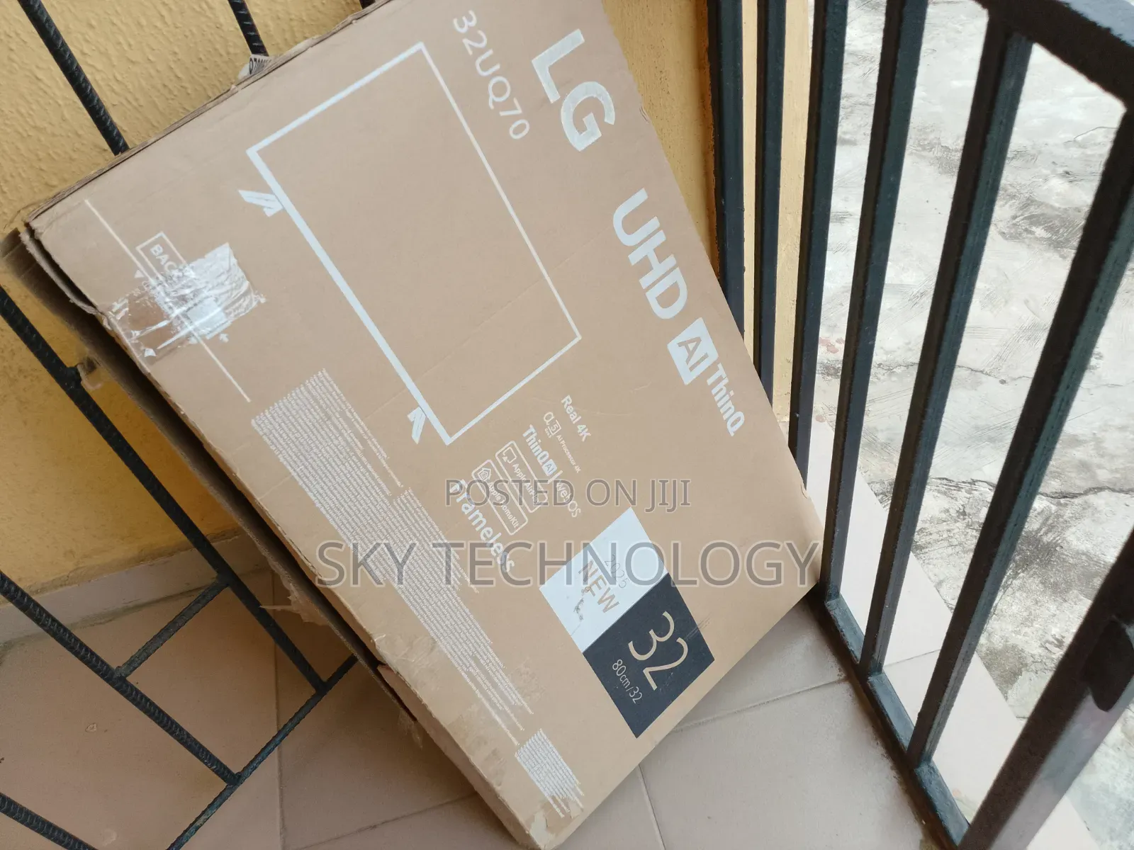 Original LG 32" Smart TV – WebOS, USB, HDMI Bluetooth