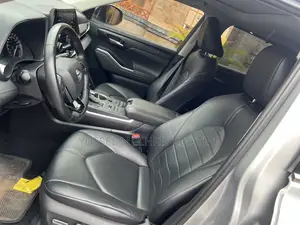 Toyota Highlander XLE 2022 Gray