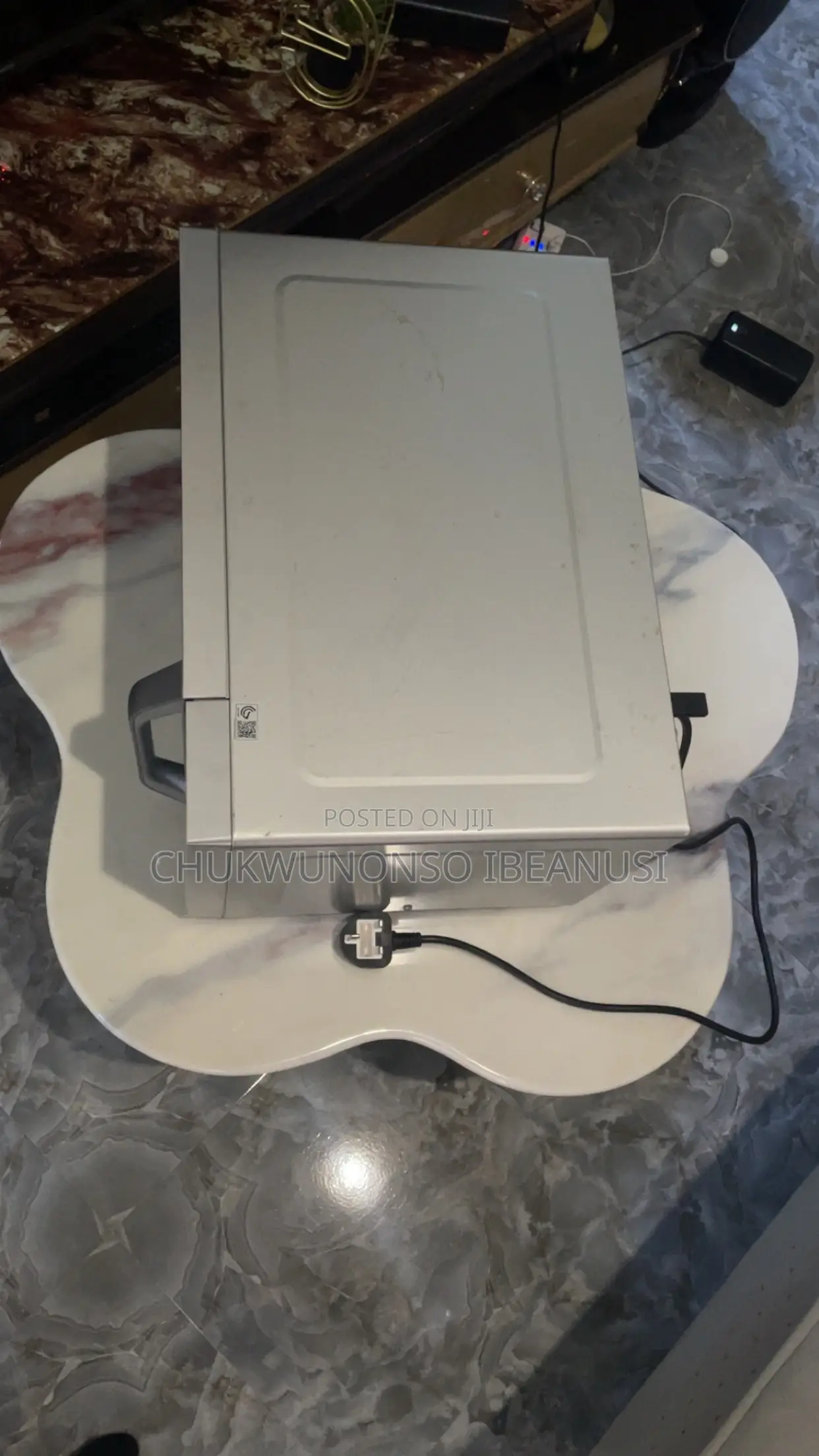Panasonic Microwave (Model NN-ST34HM, 25L).