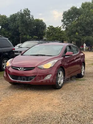 Hyundai Elantra 2012 Red