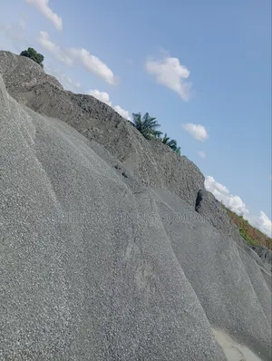 3/4,1/2 Inch Chippings for Decking - Strongest Stone - Aba Delivery*