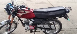 Bajaj Boxer 2019 Red