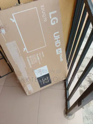 Brand New LG 32" Smart TV – Neat Working Perfectly