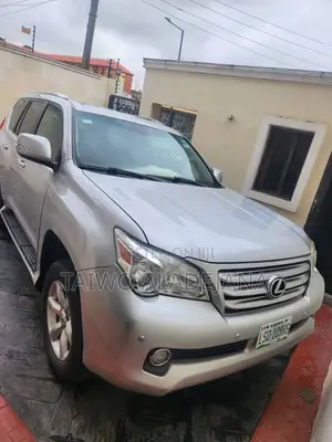 Lexus GX 460 Premium 2012 Silver