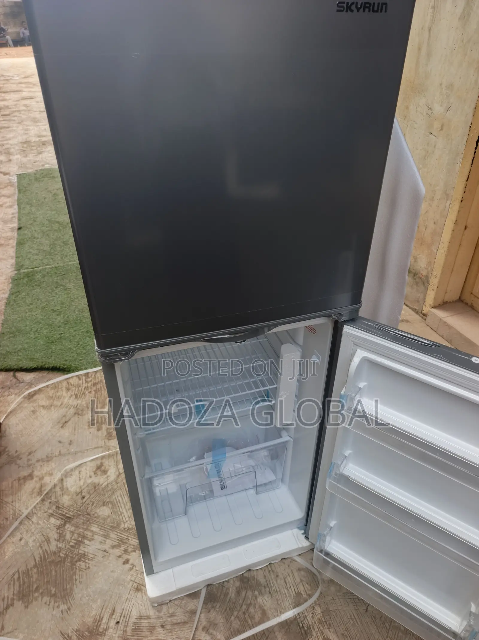 SkyRun BCD-198 Fridge – Practical Design for Everyday